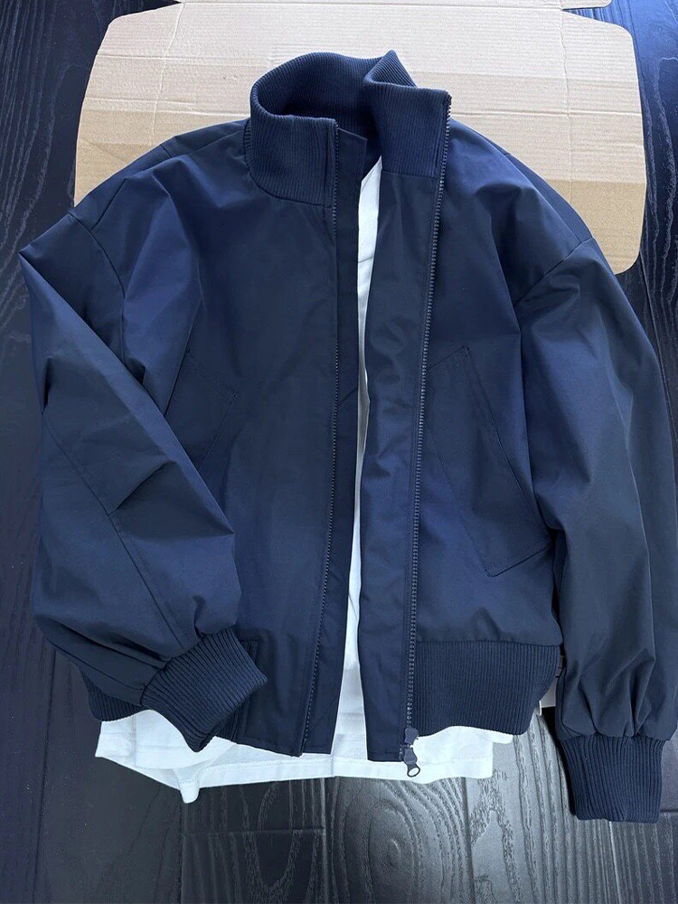 Harrington Jacket - เสื้อแจ็คเก็ตบอมเบอร์สั้น Cleanfit สีน้ำเงินรอยัลสำหรับผู้ชาย แฟชั่นฤดูใบไม้ผลิ สไตล์อเมริกัน ซิปปิด