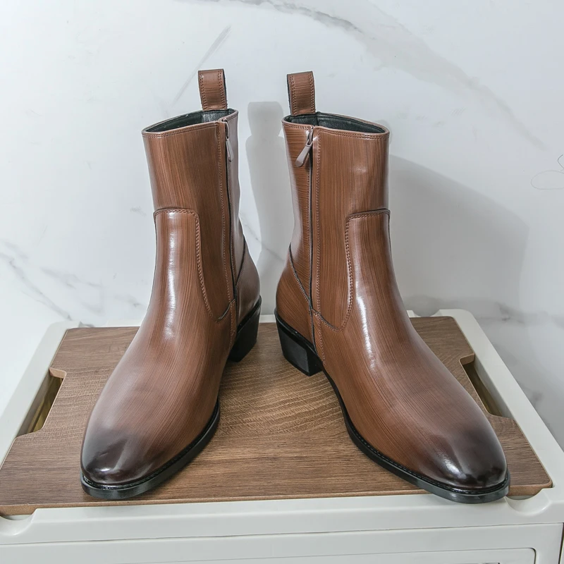 รองเท้าบูทหุ้มข้อคลาสสิก สวมใส - Chelsea Boots Men บทวิจารณ์และราคา