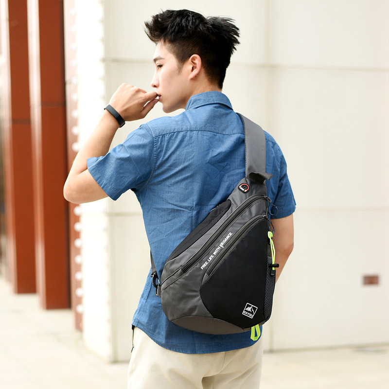 กระเป๋าคาดอกกันน้ำสำหรับผู้ชาย - Fashion Harness Men บทวิจารณ์และราคา